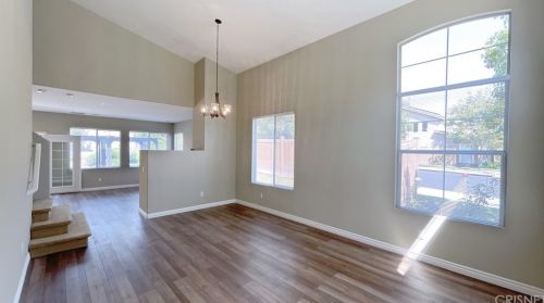 28419 Silverking Trl, Santa Clarita, CA 91390-5246