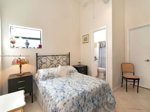 3220 37th St, Hollywood FL  33021-2636 exterior