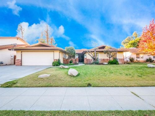 2028 Helm Ave, Fresno, CA 93727-5930