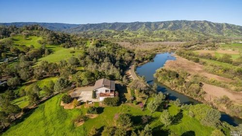 3931 Canal Ln, Winters, CA 95694-9604