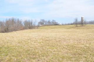 425 Lakeside Dr, Lancaster, KY 40444