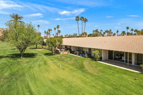 49131 Washington St, La Quinta CA  92253-2214 exterior