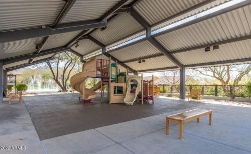 17805 93 Way, Scottsdale AZ  85260-2860 exterior
