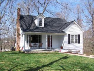 463 Park Blvd, Winston Salem, NC 27127-2064