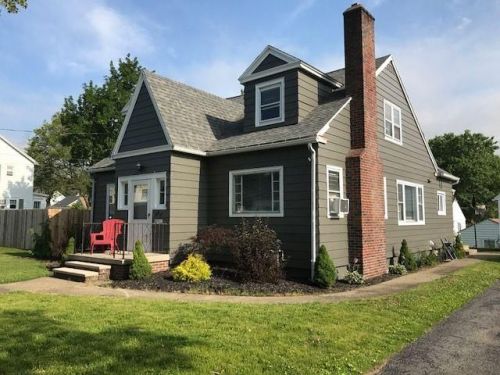 56 Pennsylvania Ave, Jamestown, NY 14701-7518