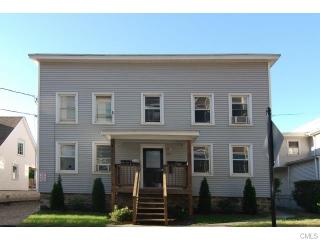 207 Henry St, Stamford, CT 06902-5851