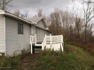 106 James Ln, Falls, PA 18615-7850