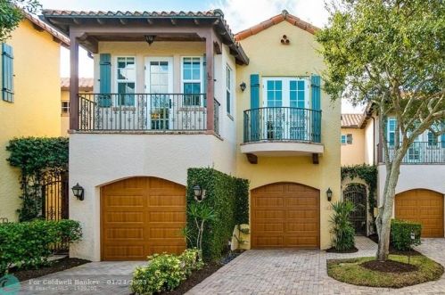 1026 Coralina Ln, Delray Beach, FL 33483-6791