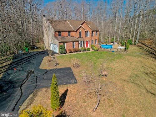99 Rustic Ridge Rd, Fredericksburg, VA 22405-6033