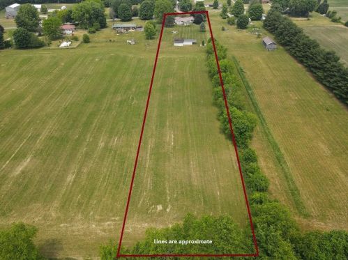 11860 Green Valley Rd, Mount Vernon OH  43050-9624 exterior