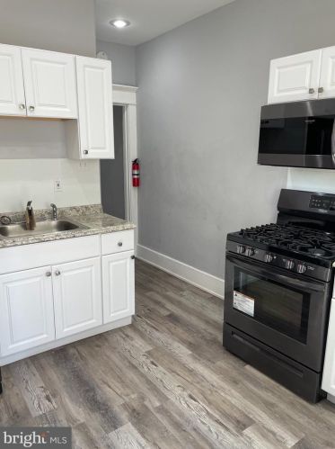 1261 Kenwood Ave, Camden NJ  08103-2815 exterior