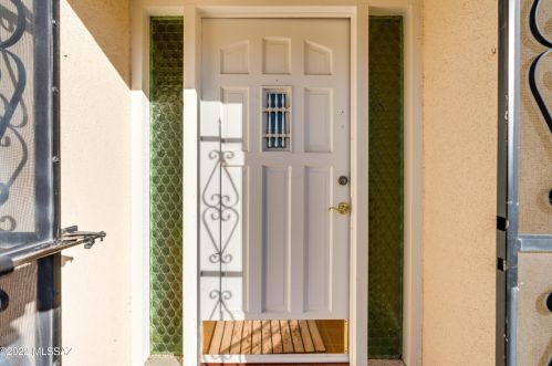 263 Abrego Dr, Green Valley AZ  85614-1504 exterior