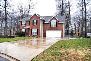 1615 Barrywood Cir, Clarksville TN  37042-1587 exterior