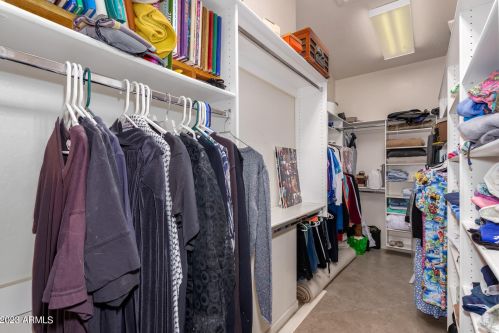 15641 Cactus Dr, Scottsdale AZ 85268-3166 exterior