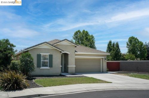 149 Danvers Ct, Oakley, CA 94561-5047