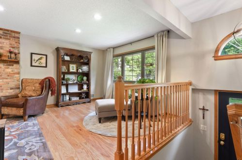 6517 Aspen Rd, Minneapolis, MN 55436-1737