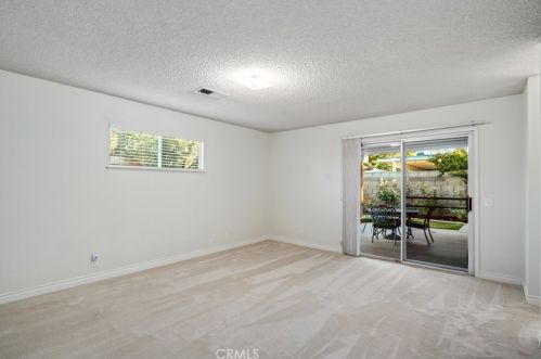 43838 Palm Vis Ave, Lancaster CA 93535-3304 exterior