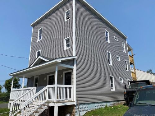 43 Beardsley St, Bridgeport CT  06607-1611 exterior