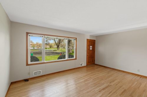 8320 Johnson Cir, Minneapolis, MN 55437-1216