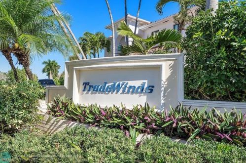 908 Roberts Rd, Delray Beach, FL 33483-6223