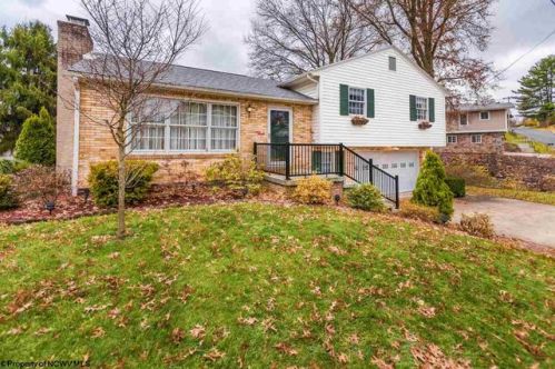 628 Killarney Dr, Morgantown, WV 26505-2428