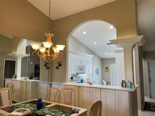 7340 Coventry Ct, Naples, FL 34104-6726