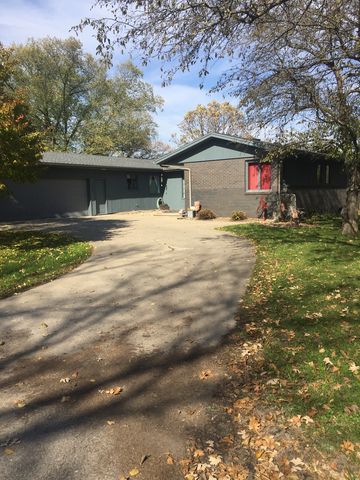 500 Riverview Dr, Rockford, IA 50468-1177