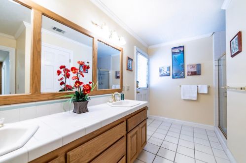 224 American Riv Cyn Dr, Folsom CA 95630-7143 exterior