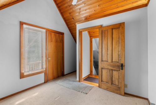 3000 Murray Ave, Milwaukee WI 53211-3205 exterior