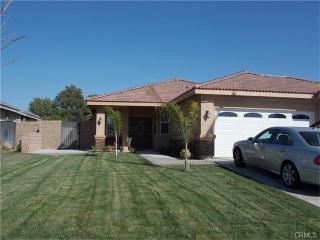 9031 Cypress Ave, Fontana, CA 92335-4697