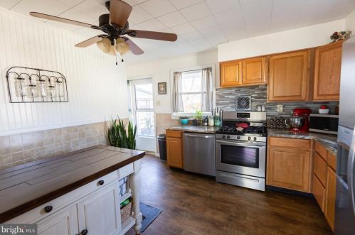 307 Veterans Dr, Palmyra NJ  08065-2319 exterior