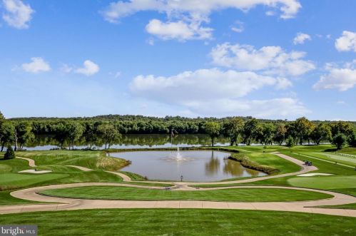 18292 St Georges Ct, Leesburg VA  20176-7421 exterior