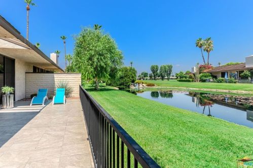 5 Reed Ct, Rancho Mirage CA  92270-3712 exterior