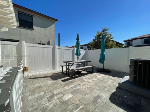 10307 34th Ct, Hialeah FL  33018-1879 exterior