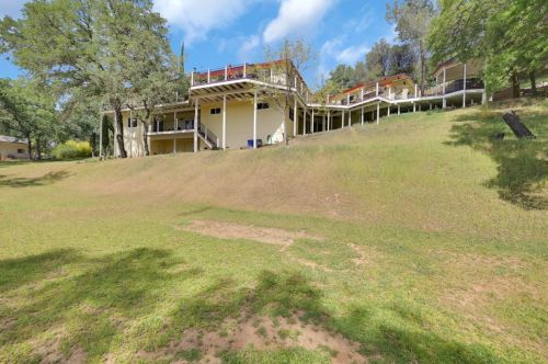 18883 Hummingbird Dr, Lake Wildwood CA  95946-9694 exterior