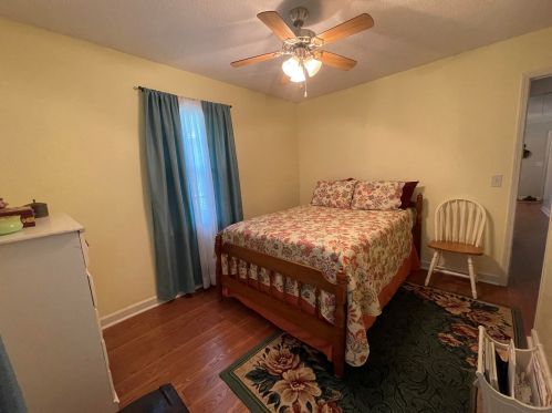 140 Oakland Dr, Kingstree SC  29556-1810 exterior
