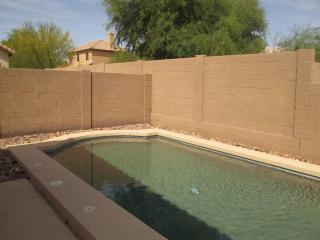 2827 74th Dr, Phoenix AZ  85043-7605 exterior