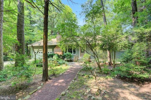 7024 Pine Rd, Harrisburg, PA 17112-9644