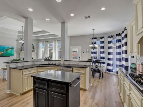 1178 Rustling Wind Ln, League City TX  77573-3052 exterior