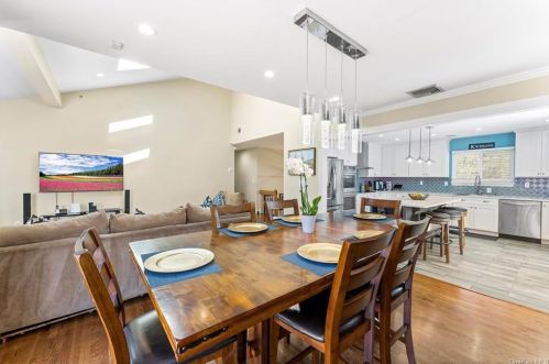 20 Stratford Rd, White Plains NY  10603-2827 exterior