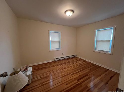 13 Christian St, Wallingford CT 06492-3604 exterior