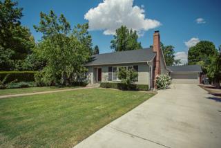 1608 Myrtle Ave, Visalia, CA 93277-2227