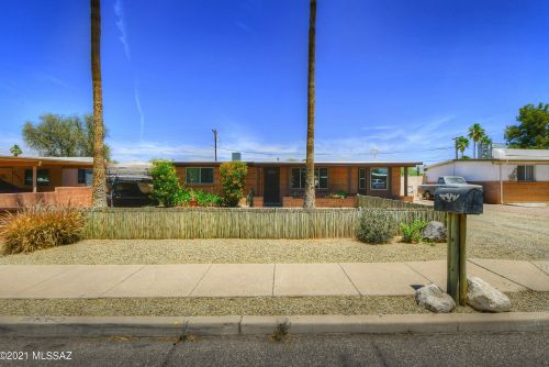5001 24th St, Tucson, AZ 85711-4923