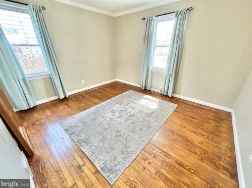 39 3rd St, Florence NJ  08518-2001 exterior