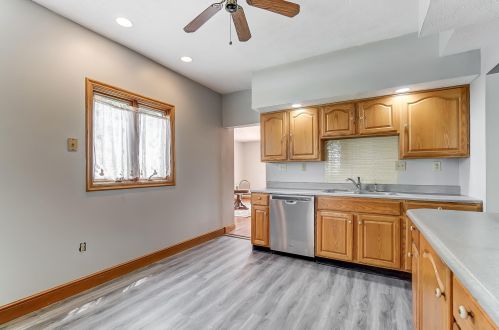 7186 National Rd, Brookville OH  45309-8784 exterior