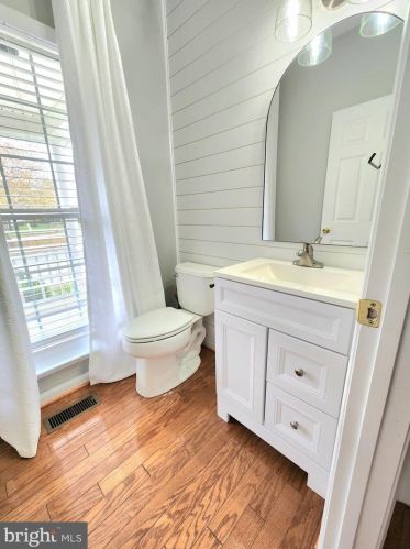 424 Prospect Hill Blvd, Charles Town WV  25414-5498 exterior