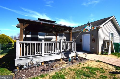 688 Quaker Hl Rd, Magnolia DE  19962-2201 exterior