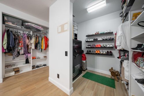 2141 Tigris Dr, West Palm Beach, FL 33411-5764