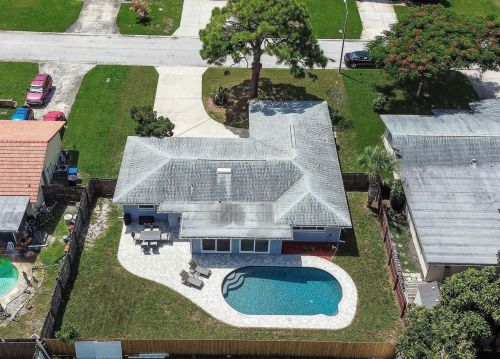 2579 60th Ave, Saint Petersburg FL  33712-5219 exterior
