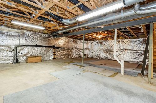 7991 Windsome Ct, Blacklick OH  43004-8104 exterior